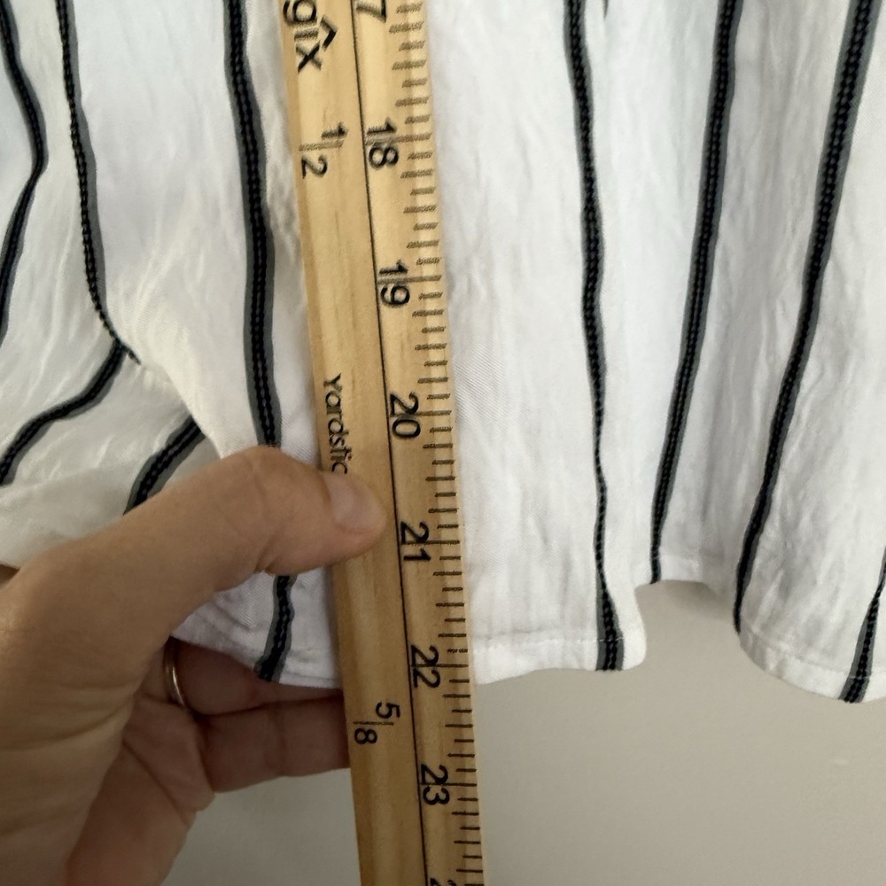 J.Jill Wearable White/Black Stripped Oversized Pullover Shirt Oversized Sz Small - Picture 8 of 9